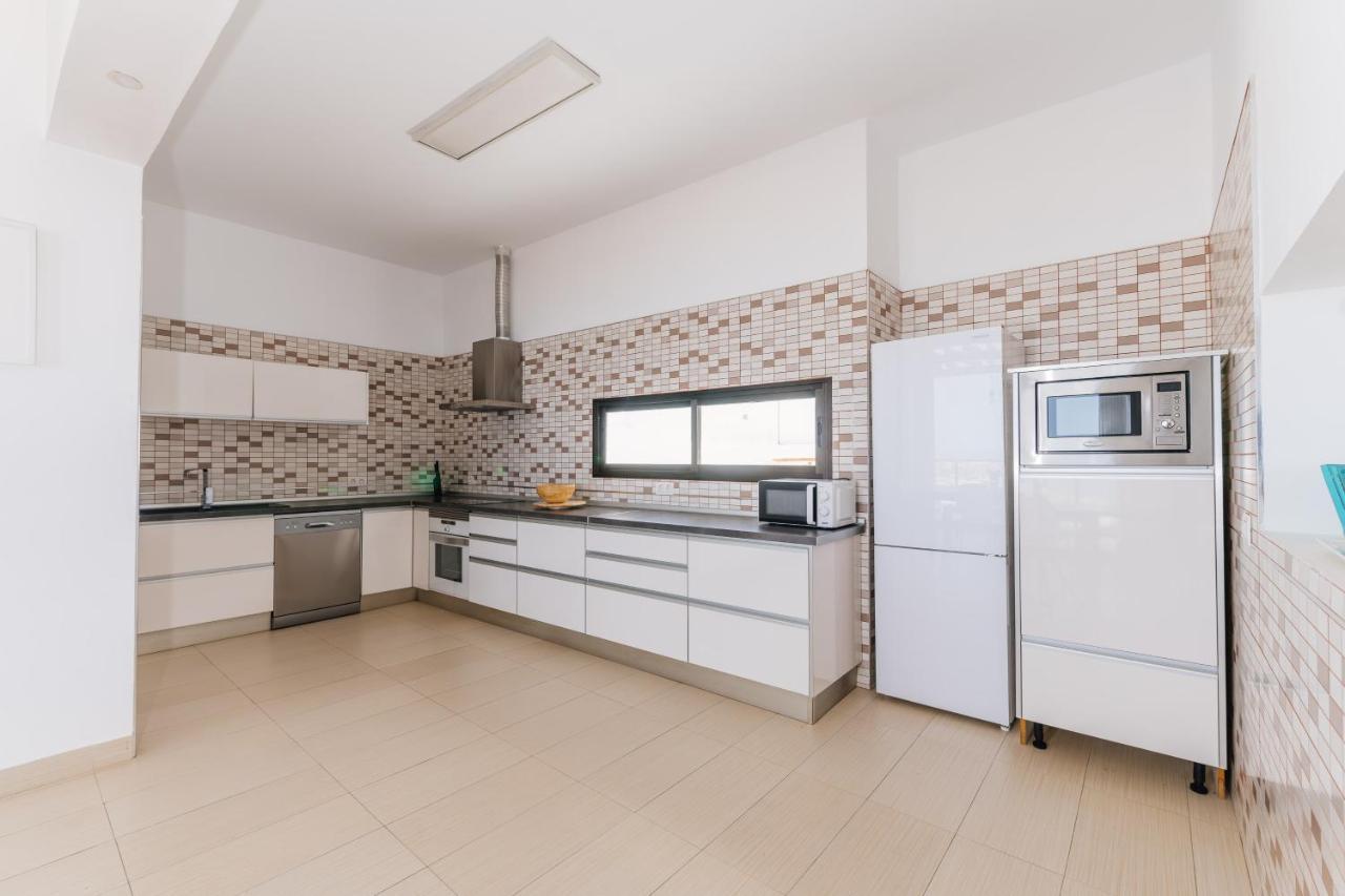 Sunset White Villa - Ocean View, Jakuzzi, Heated Pool, Air-Conditioning, Grill Playa de las Americas  Exterior foto