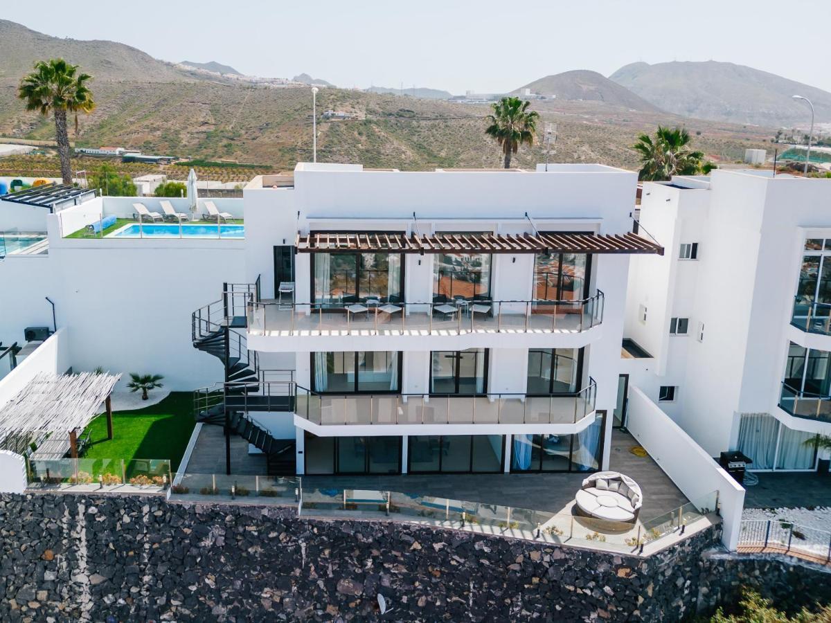 Sunset White Villa - Ocean View, Jakuzzi, Heated Pool, Air-Conditioning, Grill Playa de las Americas  Exterior foto
