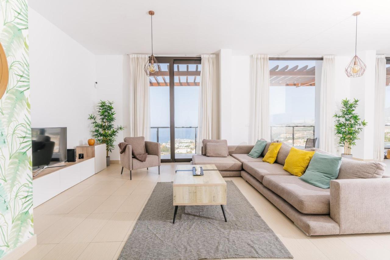 Sunset White Villa - Ocean View, Jakuzzi, Heated Pool, Air-Conditioning, Grill Playa de las Americas  Exterior foto