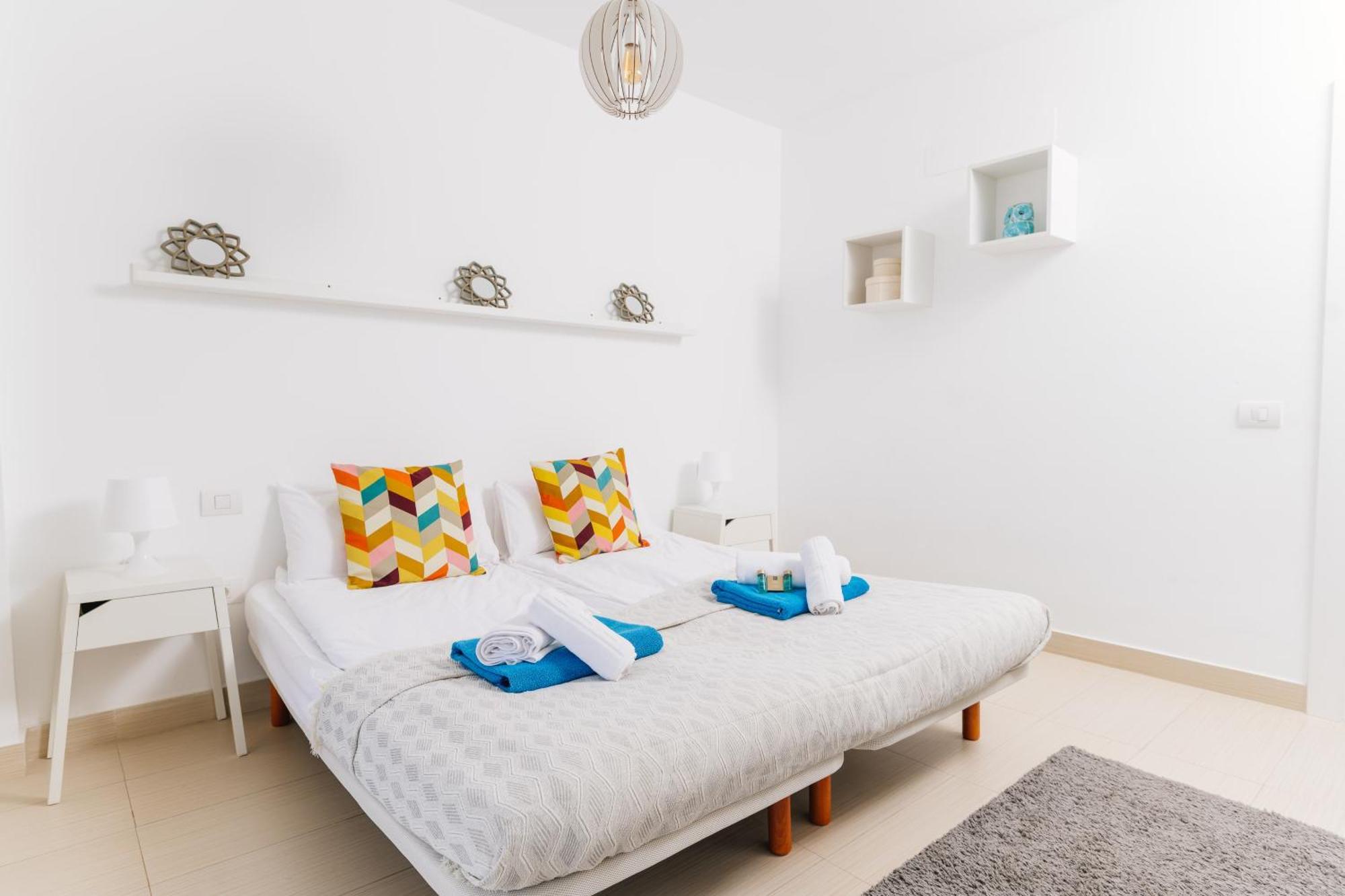 Sunset White Villa - Ocean View, Jakuzzi, Heated Pool, Air-Conditioning, Grill Playa de las Americas  Exterior foto